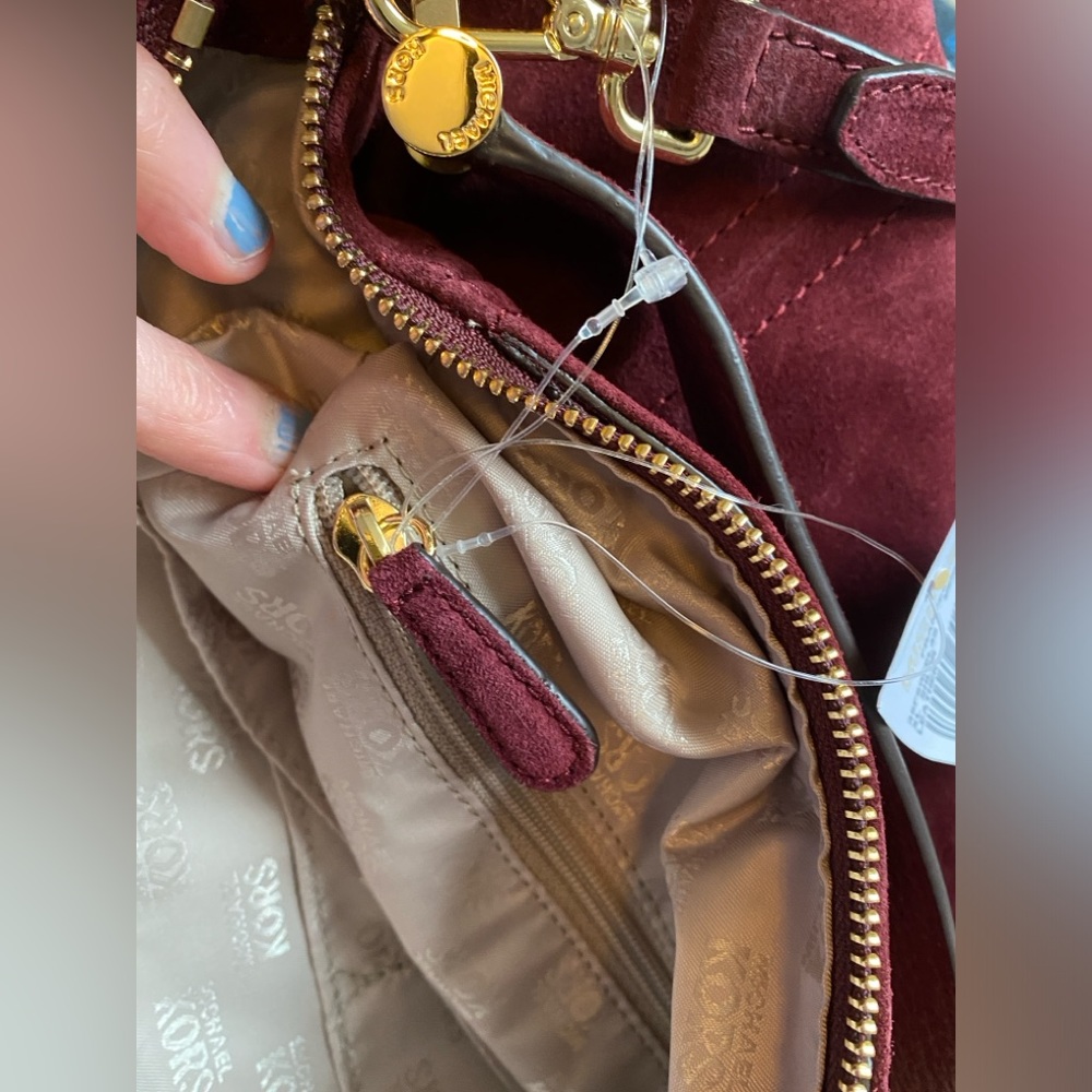 BNWT Michael Kors Suede Purse - Picture 7 of 15
